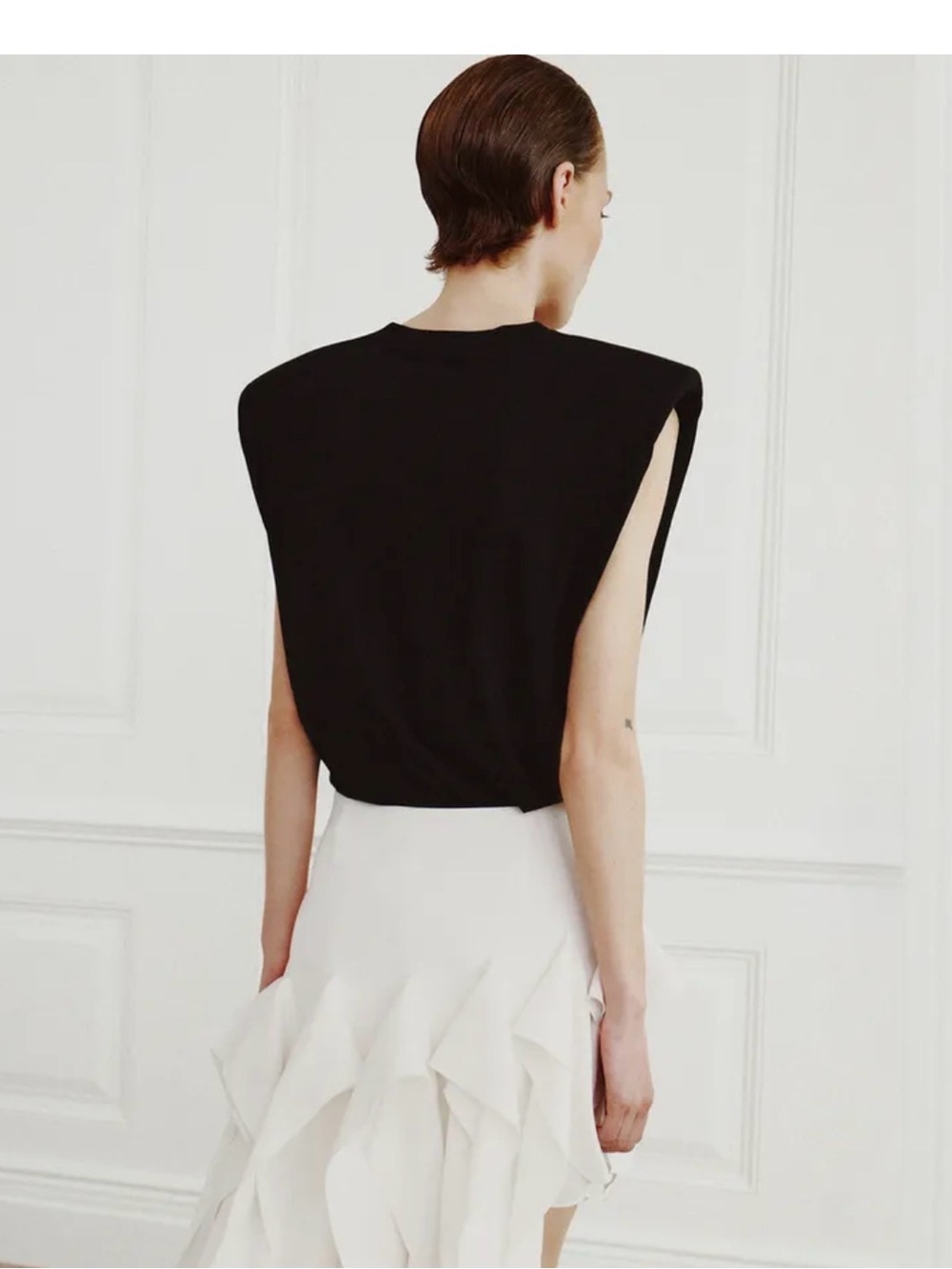 Zara Black Sleeveless Padded-Shoulder Top - Picture 2 of 5